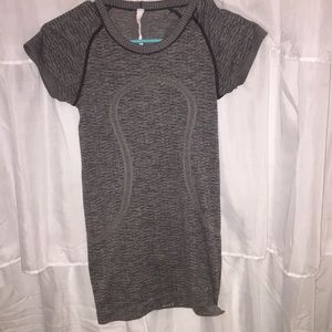 lululemon tight short sleeve